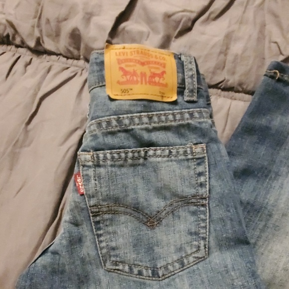 Boys Levi's - Picture 3 of 3